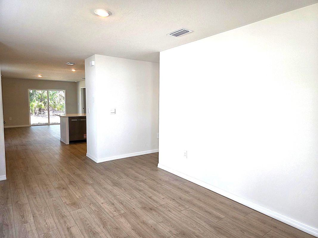 10646 Hidden Banks Gln - Photo 4 of 22