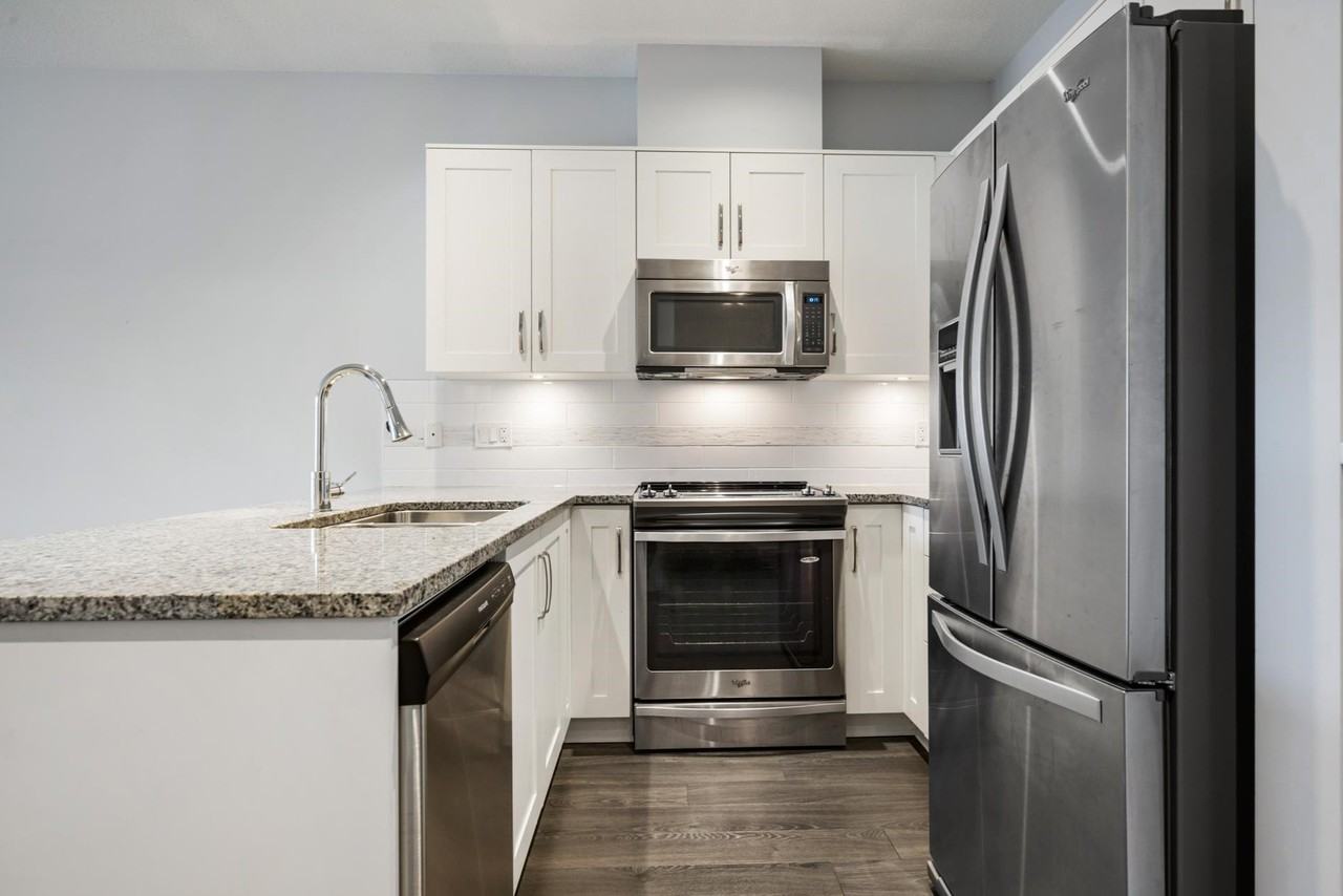 20728 Willoughby Town Centre Drive #410 - Photo 5 of 12