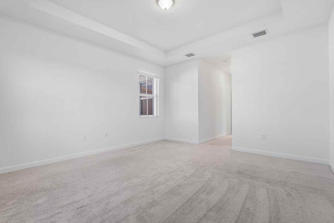 2405 Northwest 131St Circle Clientes@Realtymiamigroup.Com - Photo 7 of 44