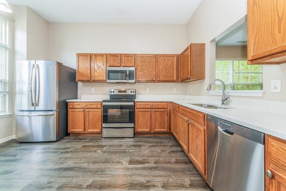 3952 Tyler Bluff Ln - Photo 6 of 17