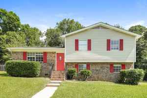 featured image of 1760 Sonia Dr