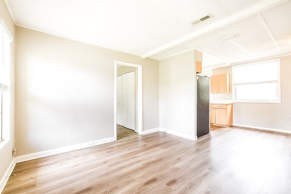 542 Colonnades Cv - Photo 6 of 16