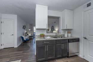 Deerfield Crossing Apartments - Photo 1 of 1