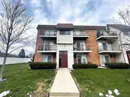 featured image of 2404 Marquette Rd #2
