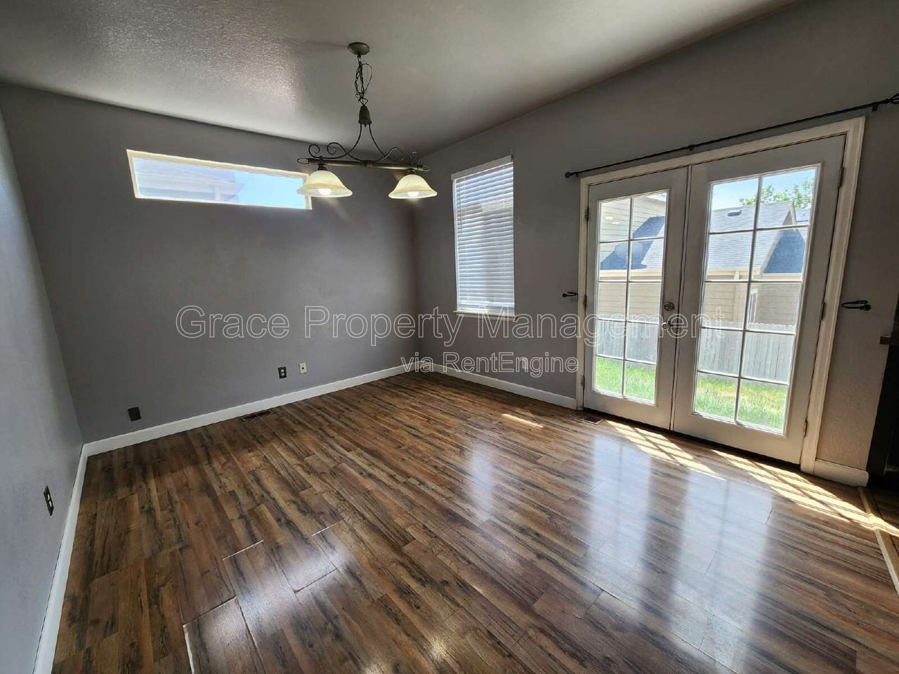 10154 Wyandott Cir N - Photo 6 of 21