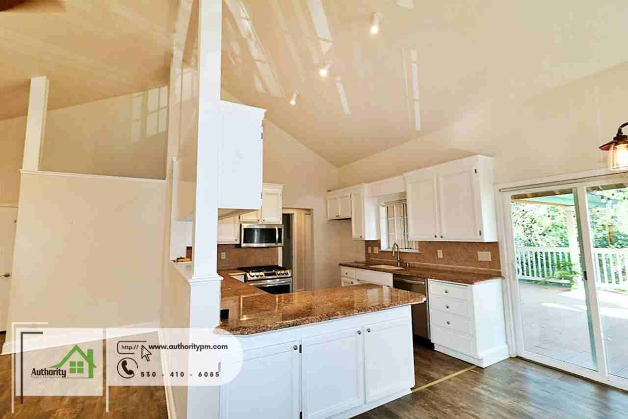 3747 Sunday Ct - Photo 7 of 27