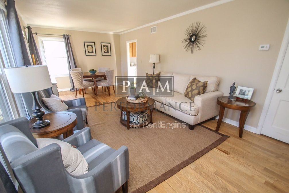 4795 N Idlewild Ave - Photo 2 of 18