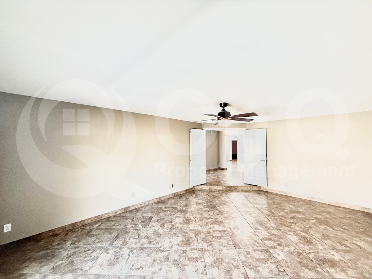 535 W Sweetwater Ave - Photo 6 of 26