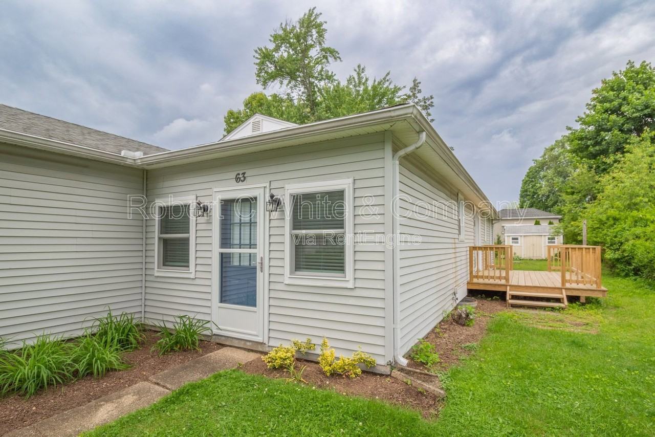 63 Columbus Ave - Photo 4 of 37