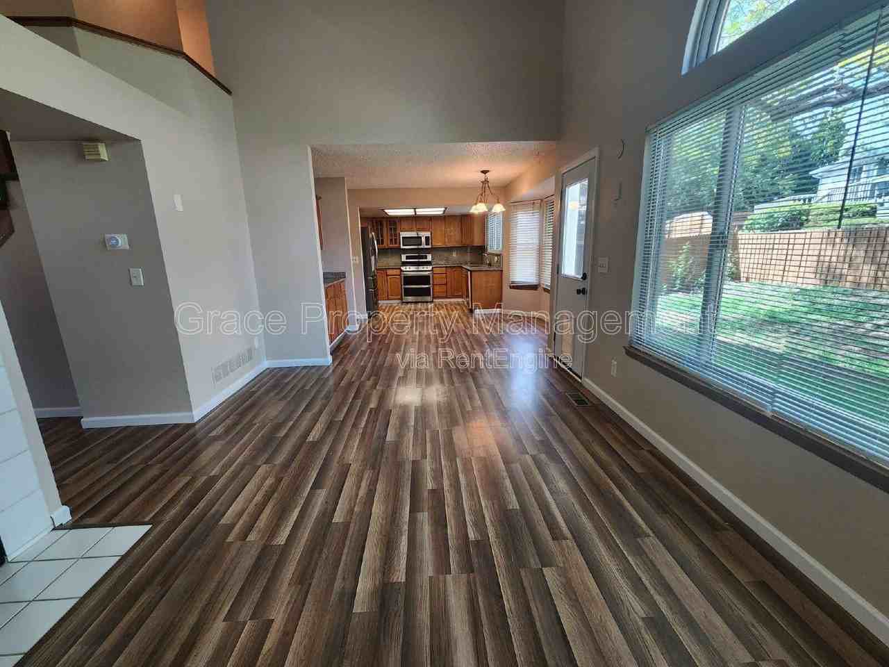 11725 Chase Ct - Photo 5 of 25