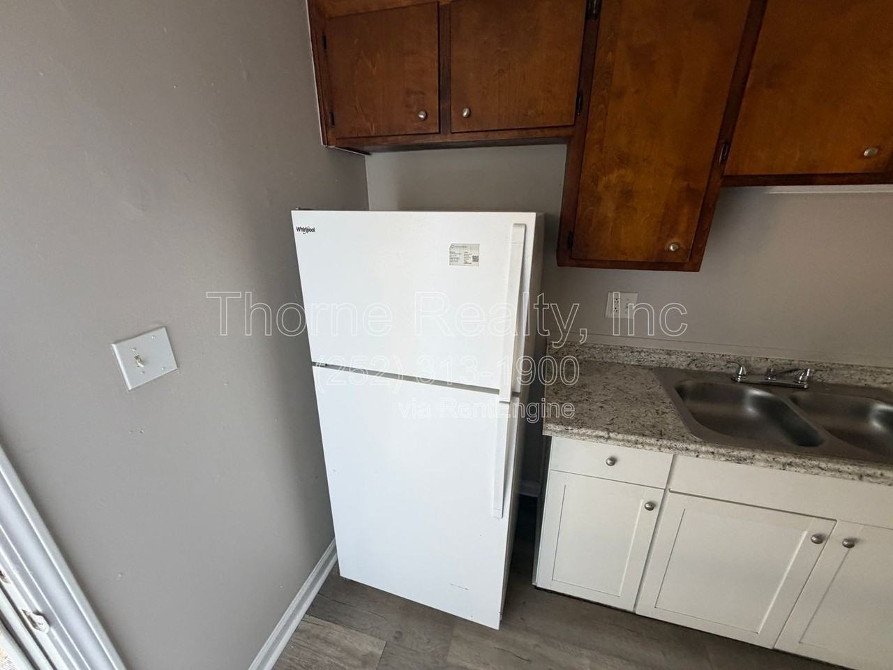 520 Keen St #B - Photo 4 of 14