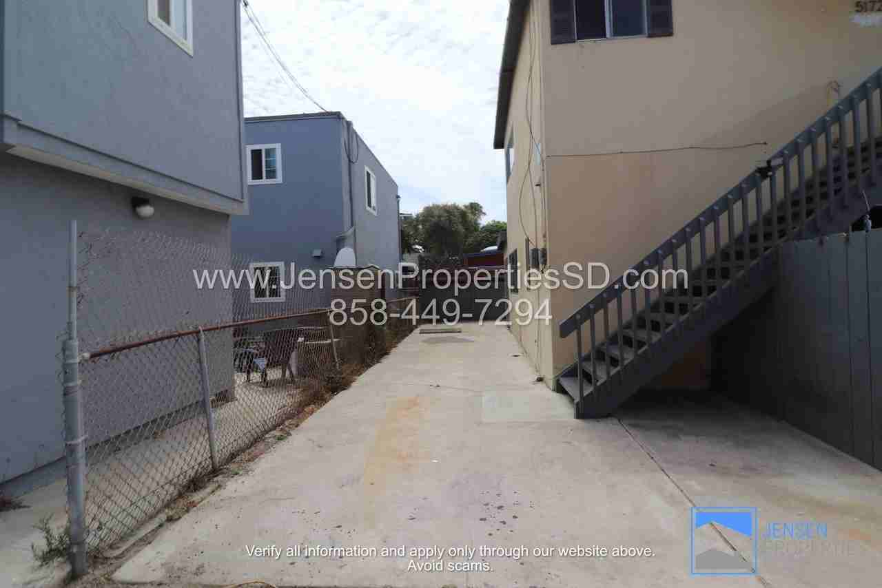 5172 Long Branch Ave - Photo 3 of 15