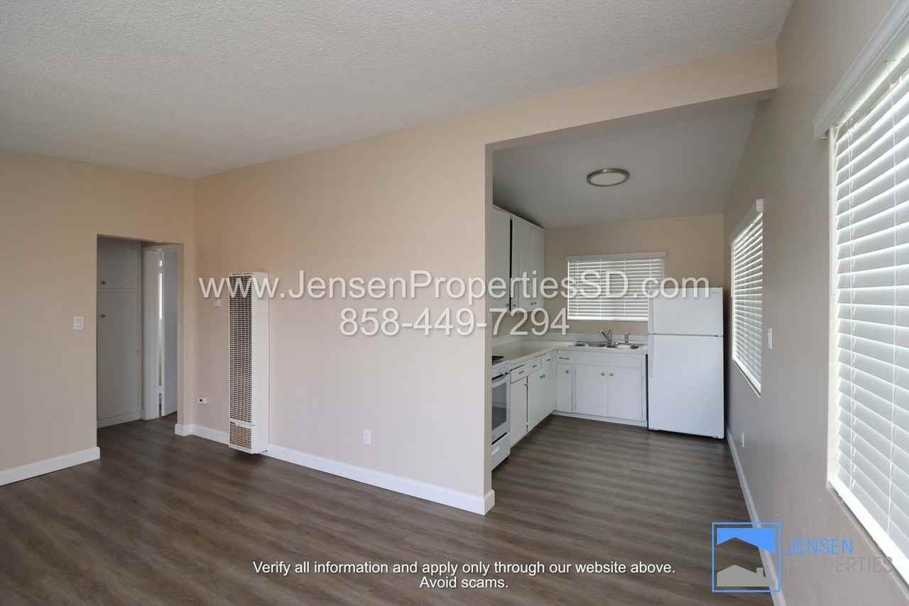 5172 Long Branch Ave - Photo 6 of 15