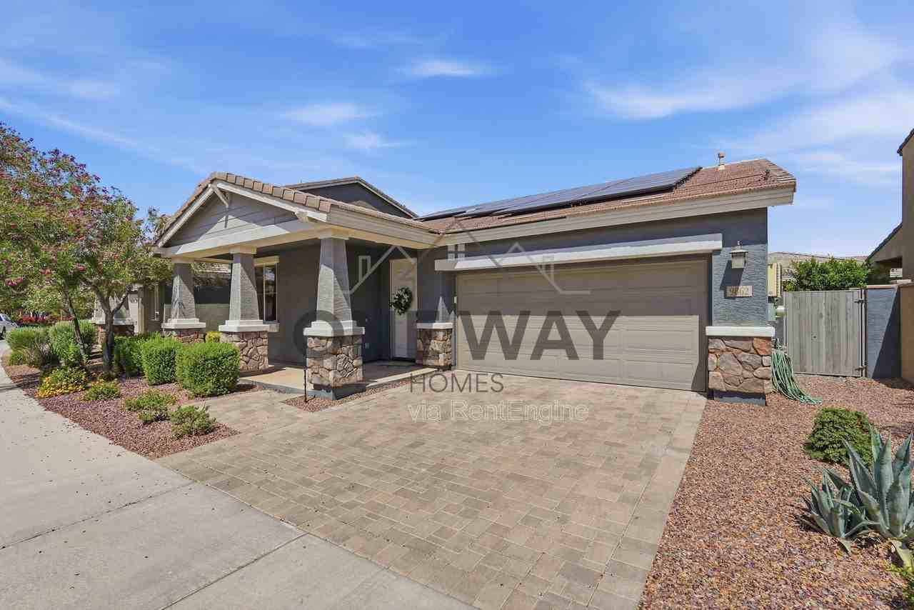 9862 E Palladium Dr - Photo 3 of 31