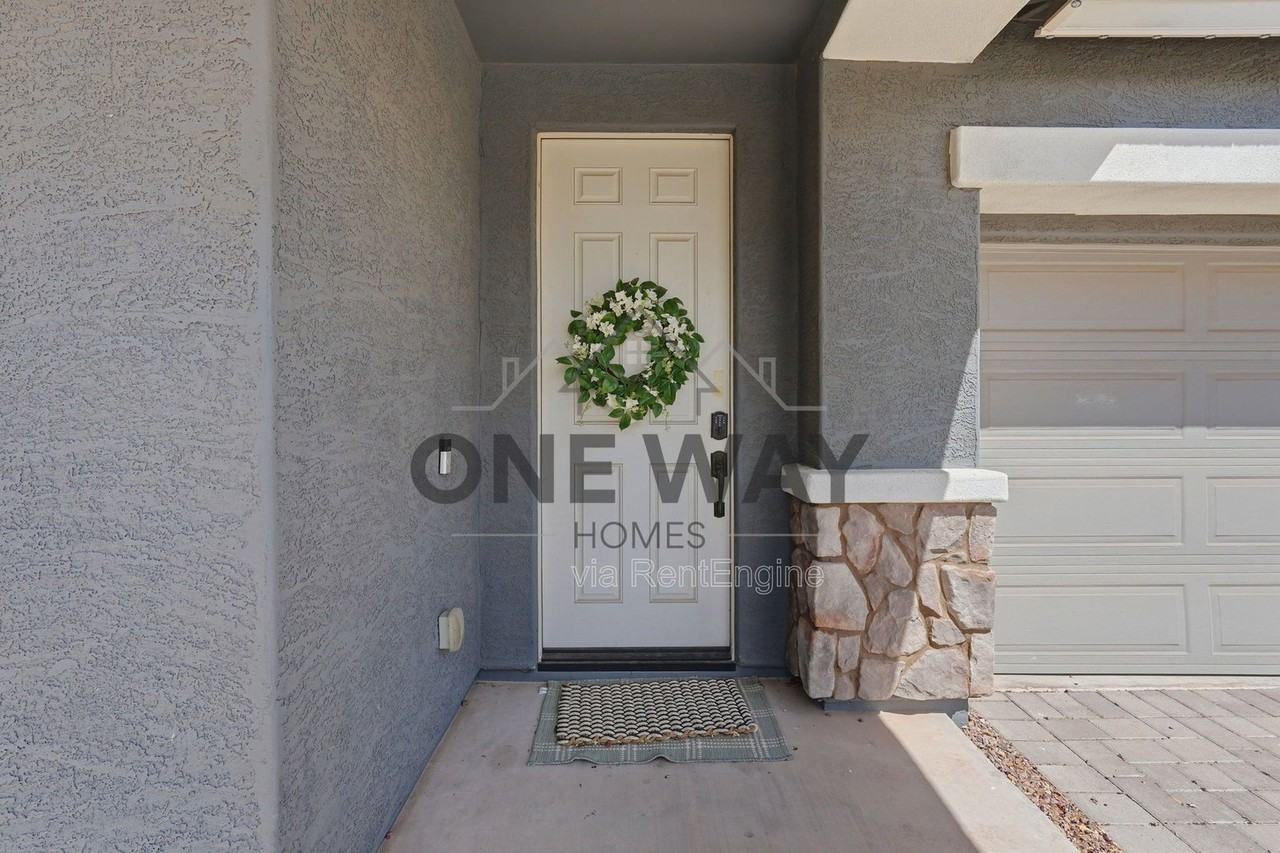 9862 E Palladium Dr - Photo 4 of 31