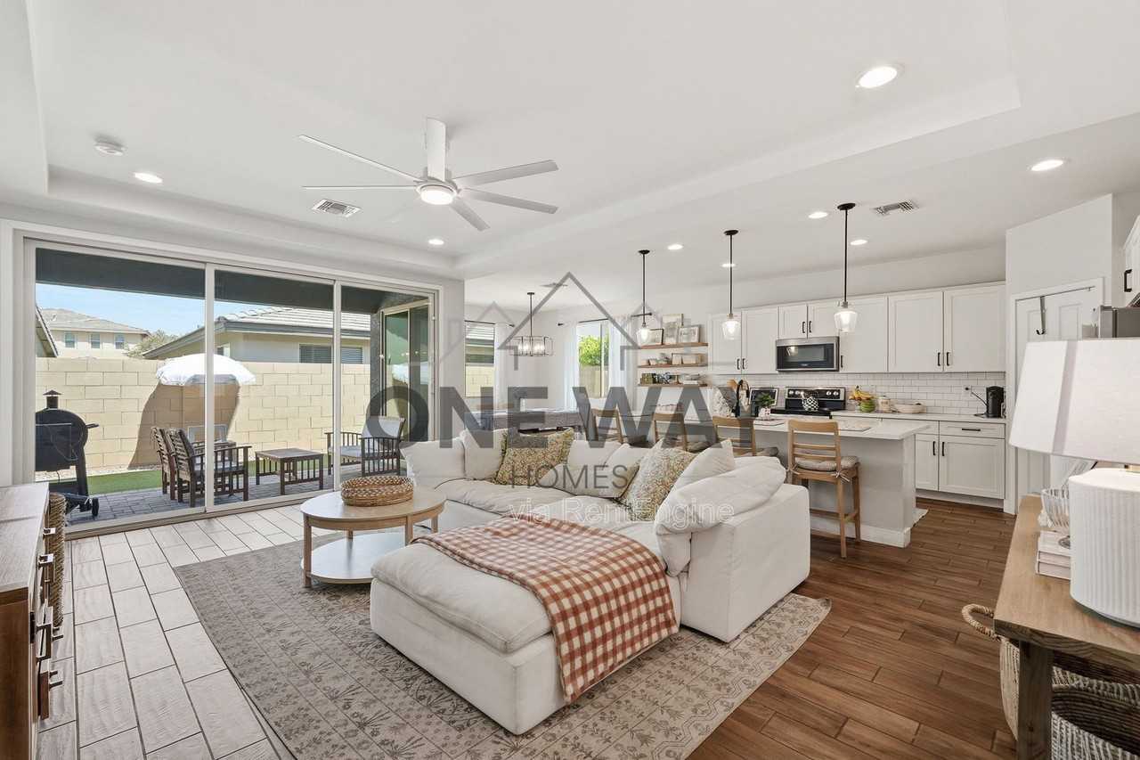 9862 E Palladium Dr - Photo 5 of 31
