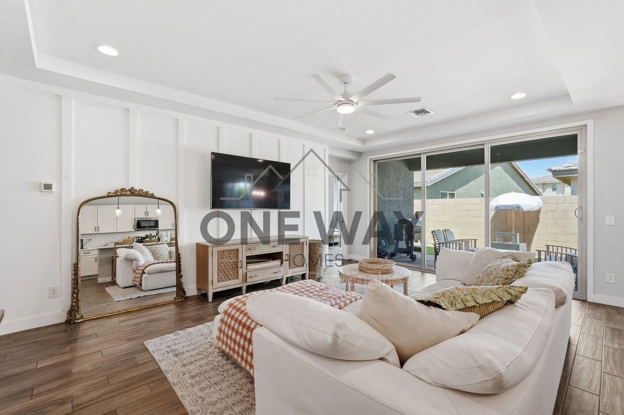 9862 E Palladium Dr - Photo 6 of 31