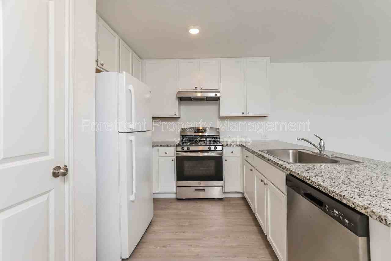 20305 Andalusite Way - Photo 6 of 21