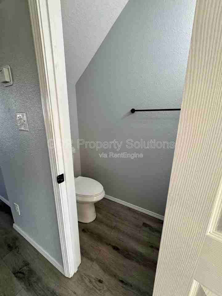 700 Fruit Ave Nw - Photo 6 of 23