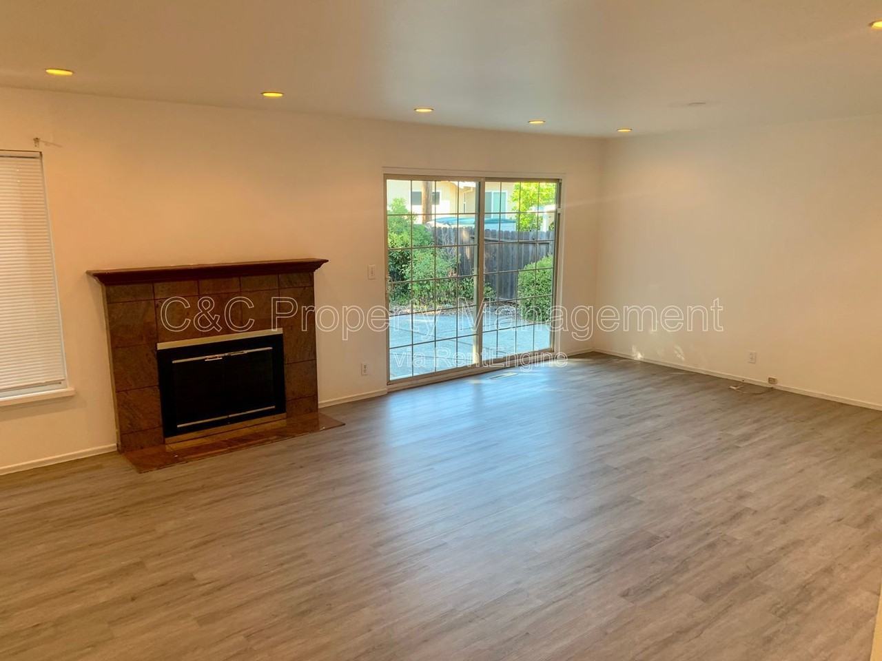 1699 S Blaney Ave - Photo 6 of 14