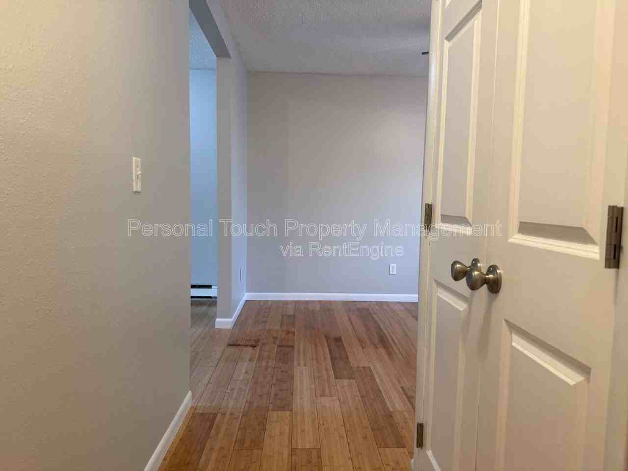 2119 2nd Ave E - Photo 3 of 37