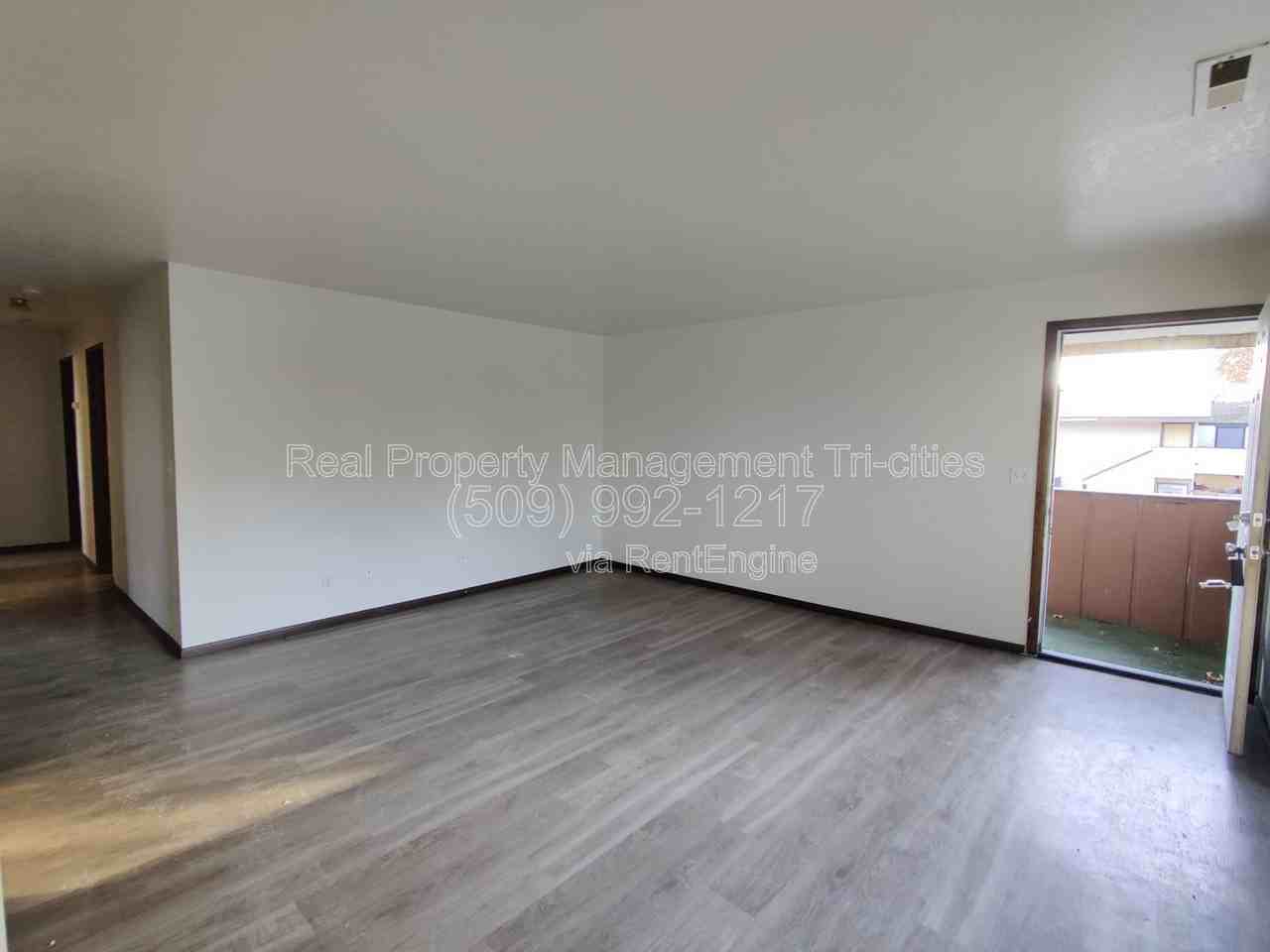 1816 W 21st Ave #C - Photo 3 of 15