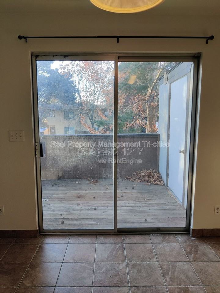 1816 W 21st Ave #C - Photo 5 of 15
