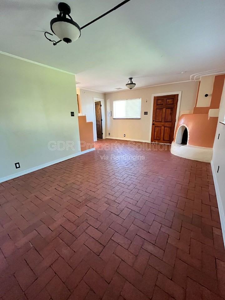 2440 1/2 Rose Ave Nw - Photo 6 of 21