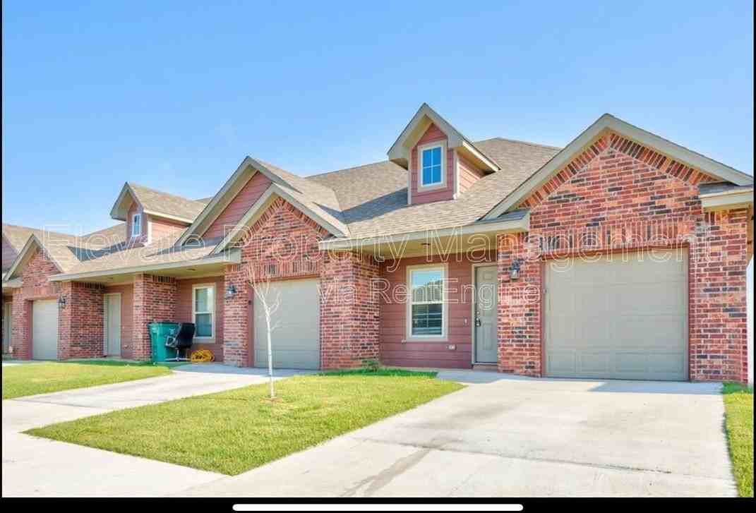 1009 Sw 91st St - Photo 2 of 22