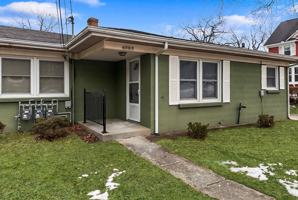 featured image of 2725 S Burdick St