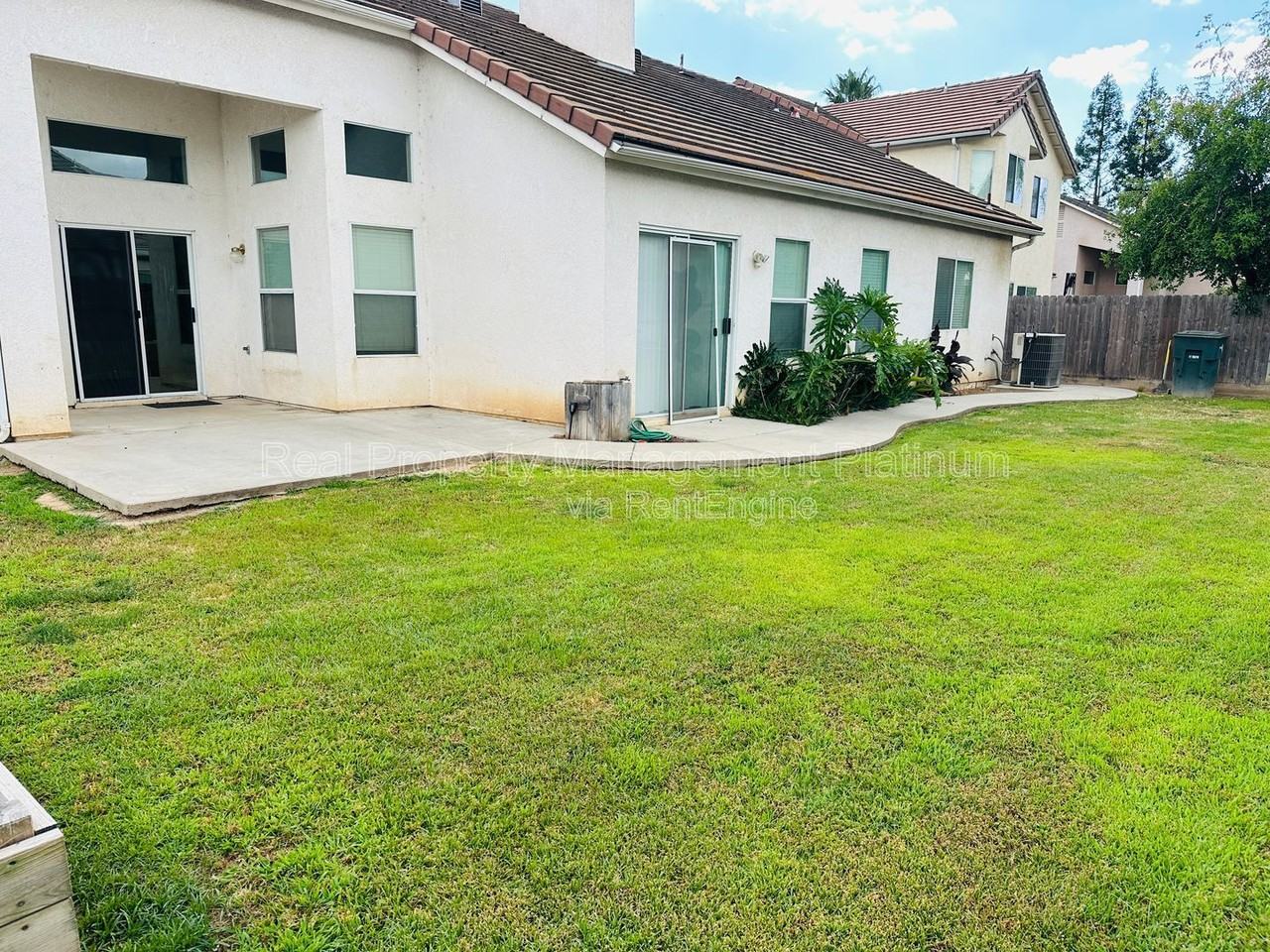 2982 E Granada Ave - Photo 2 of 2