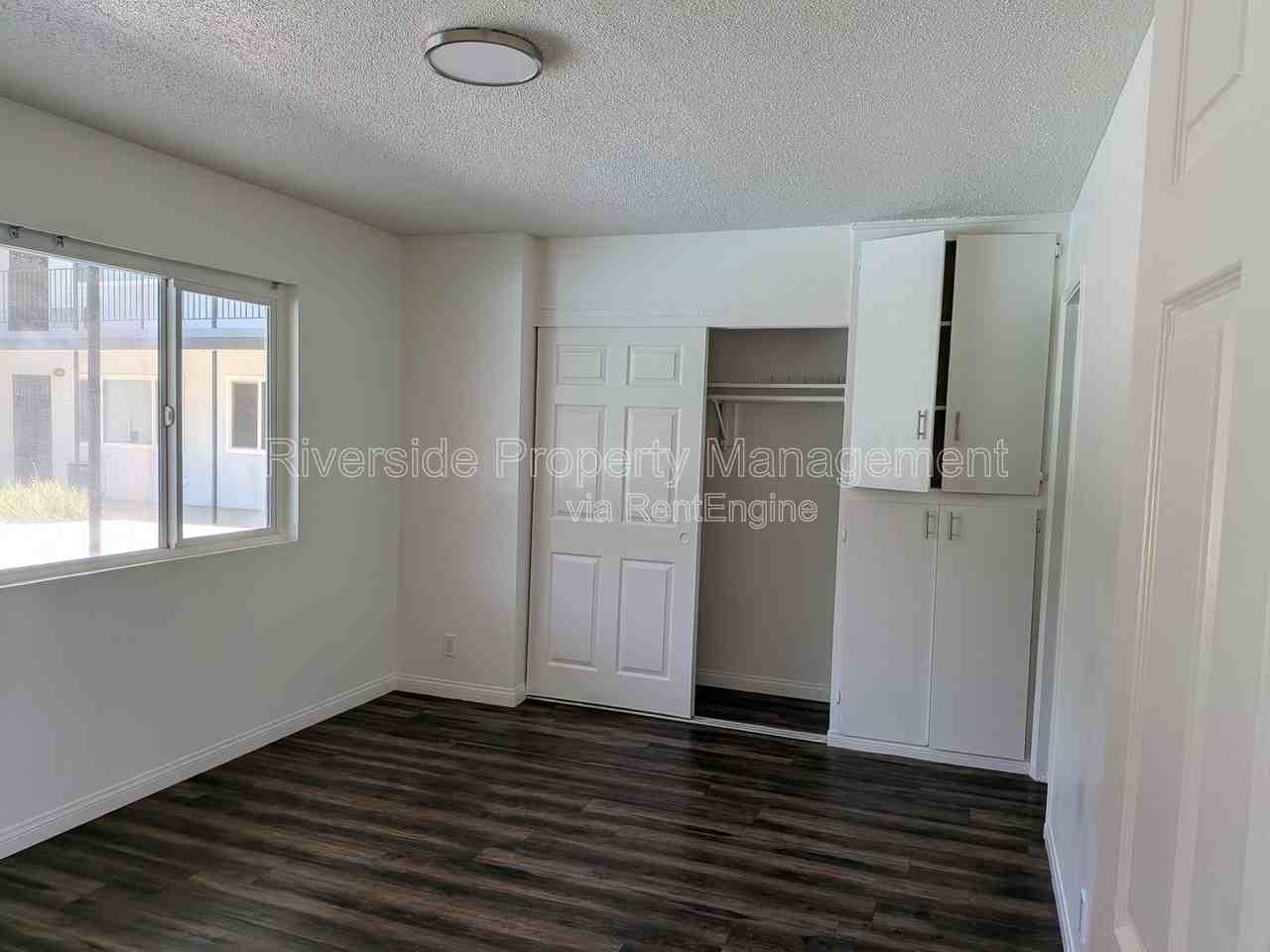 1881 Loma Vista St #8 - Photo 4 of 6