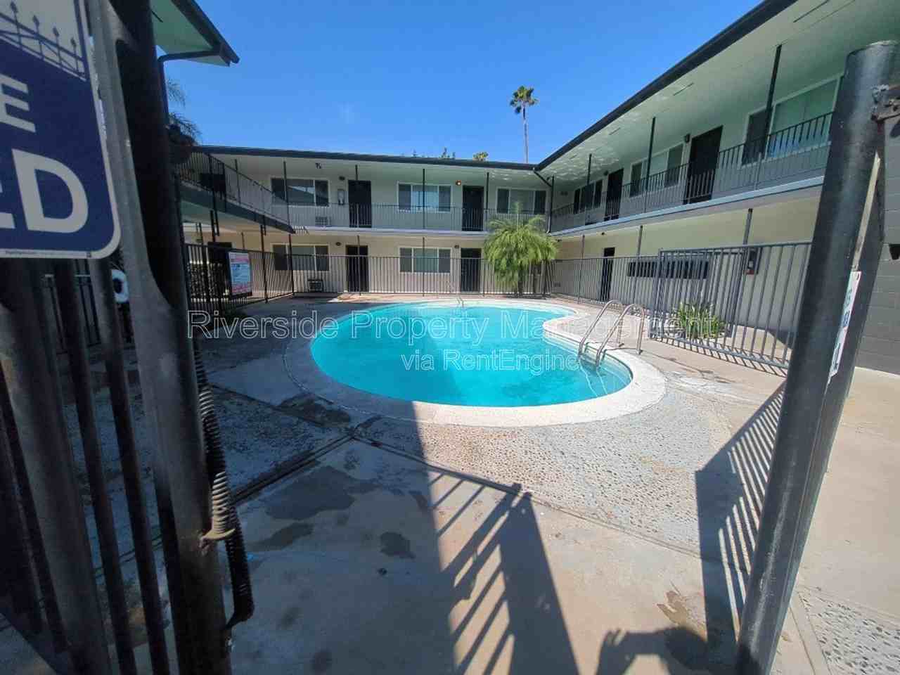 1881 Loma Vista St #8 - Photo 6 of 6
