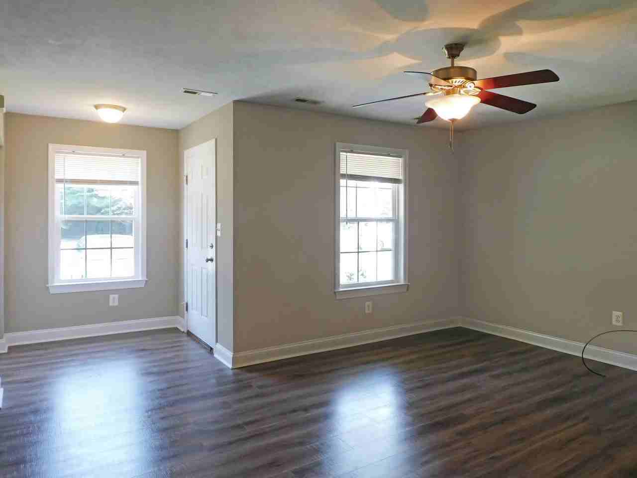 46165 Kayak Ct #A - Photo 4 of 16