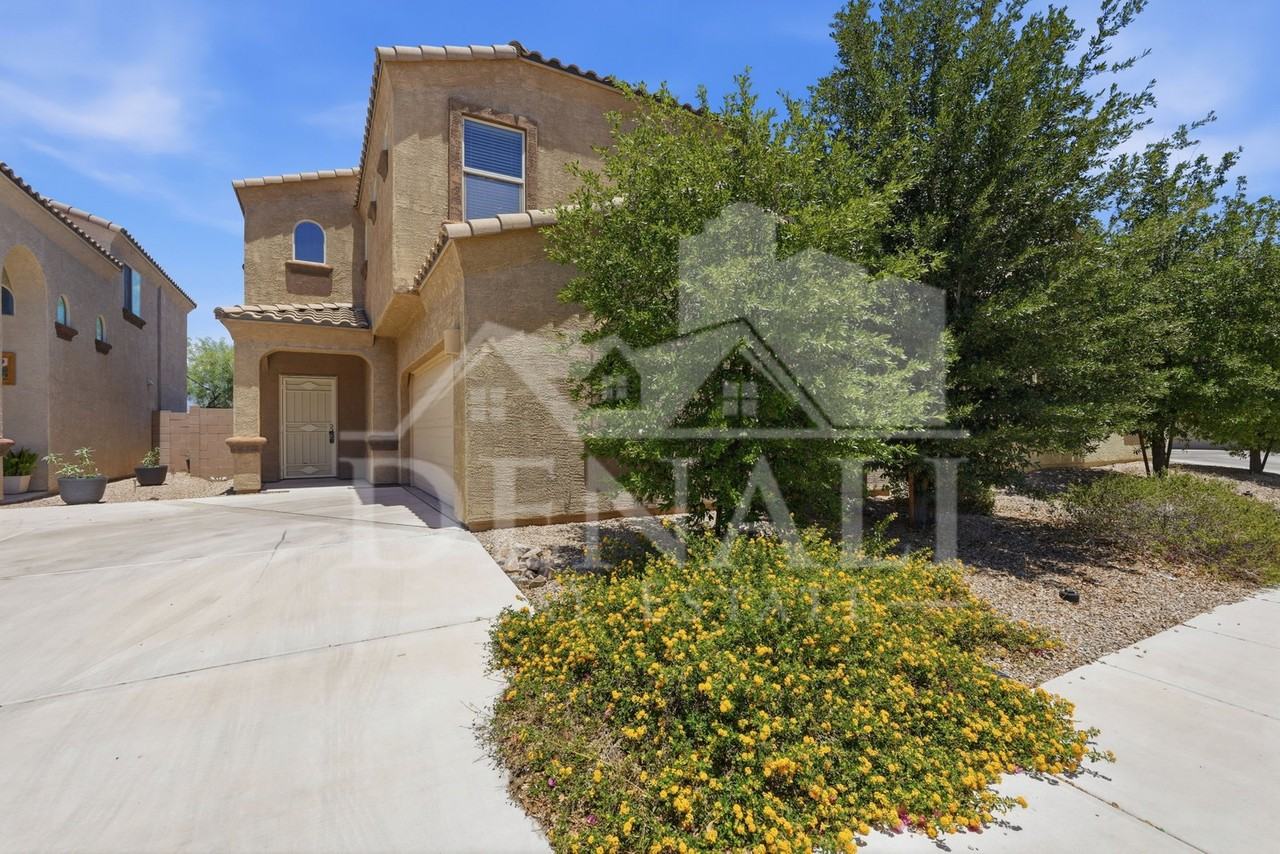8895 E Abrams Loop - Photo 2 of 29