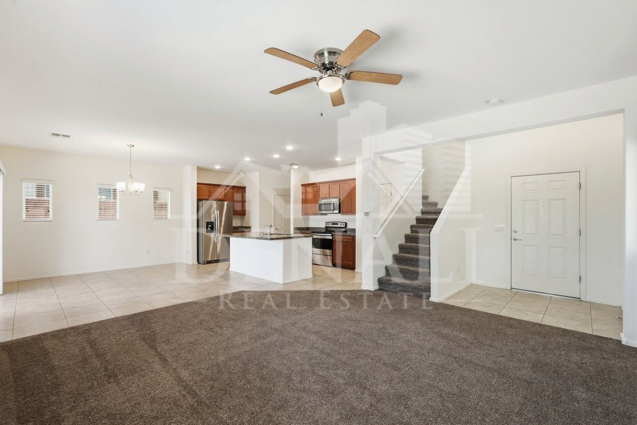 8895 E Abrams Loop - Photo 4 of 29