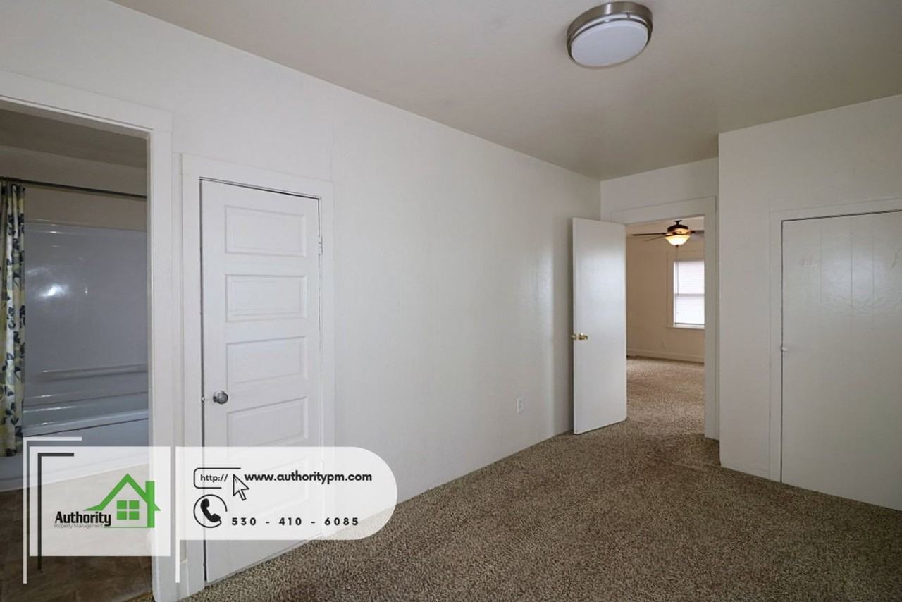 2124 Pine St - Photo 7 of 10