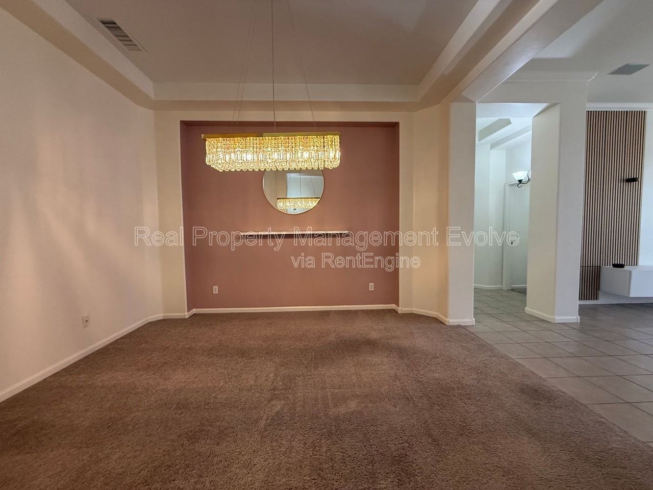 281 W Flamingo Dr - Photo 4 of 40
