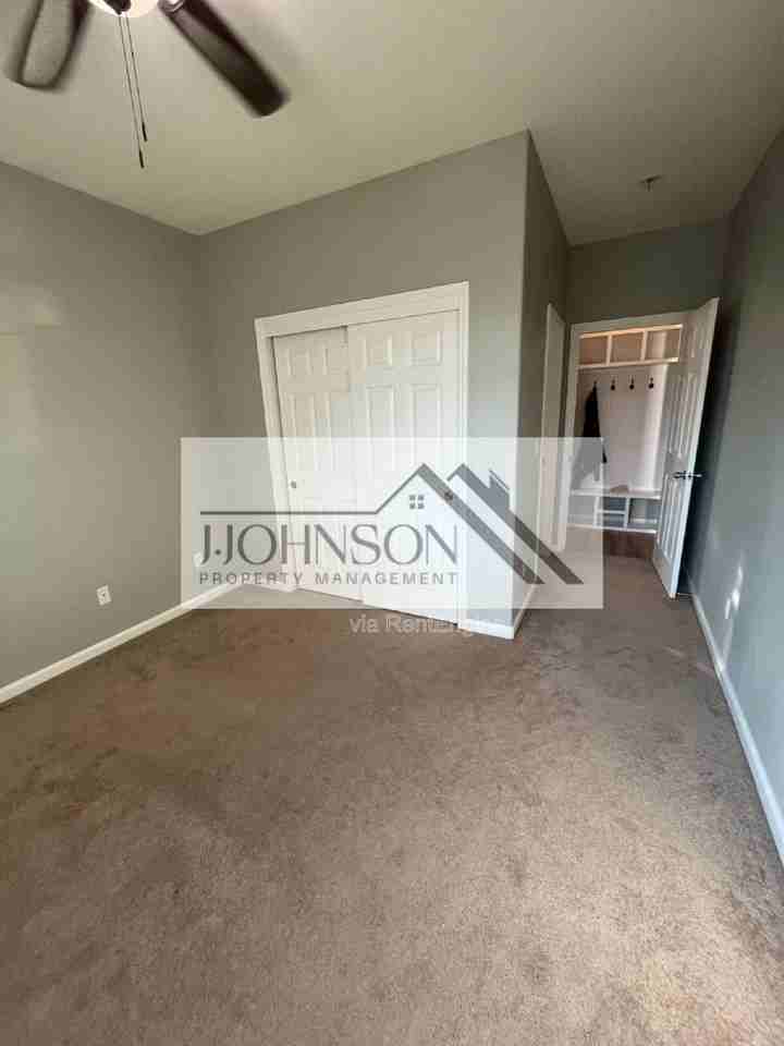 969 Monarch Ct - Photo 7 of 10