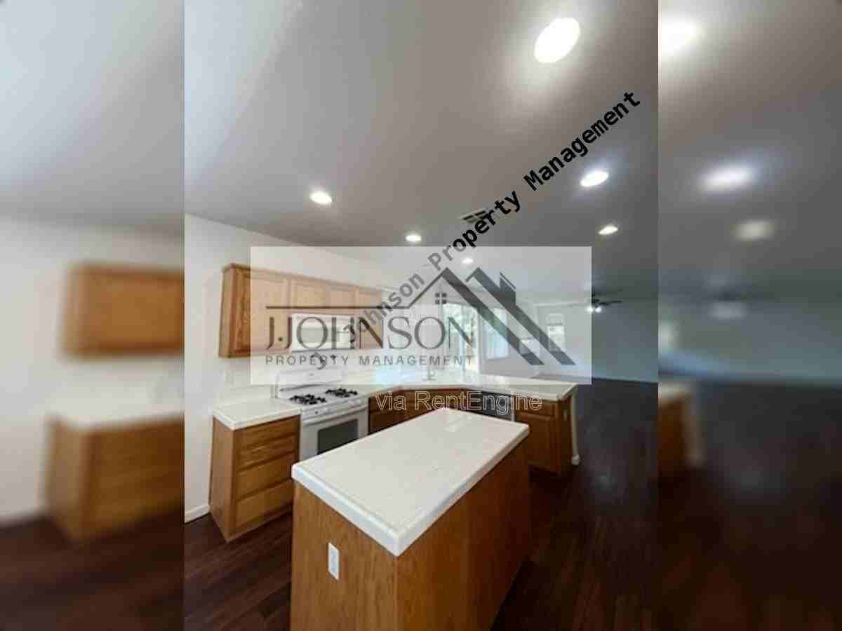4212 Mulberry Ct - Photo 6 of 14