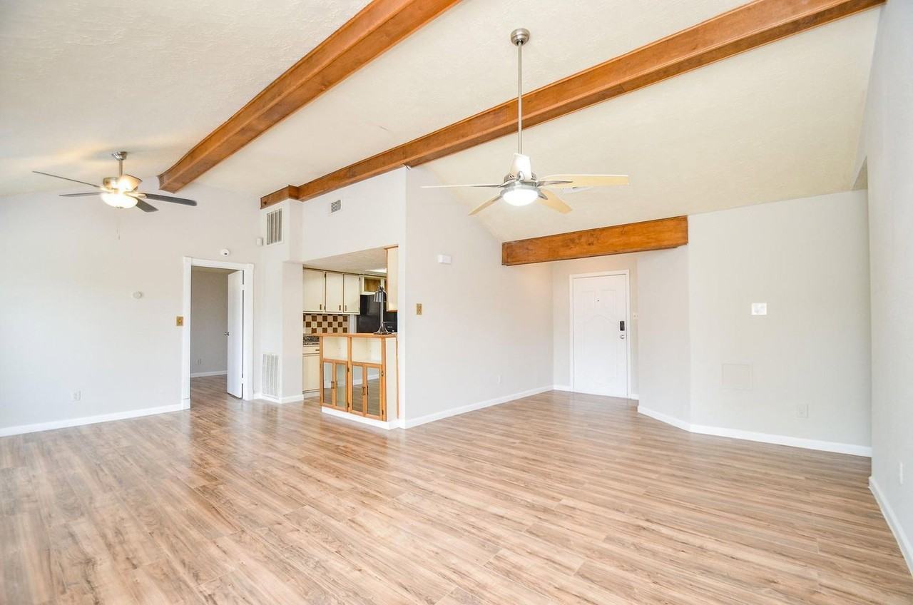 7623 Kite Hill Dr - Photo 6 of 28