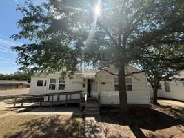 featured image of 3101 S Jackson St