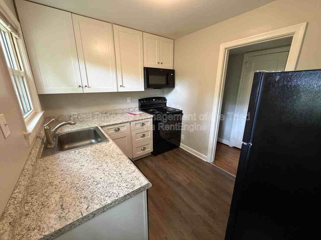 2331 W Cornwallis Dr - Photo 4 of 14
