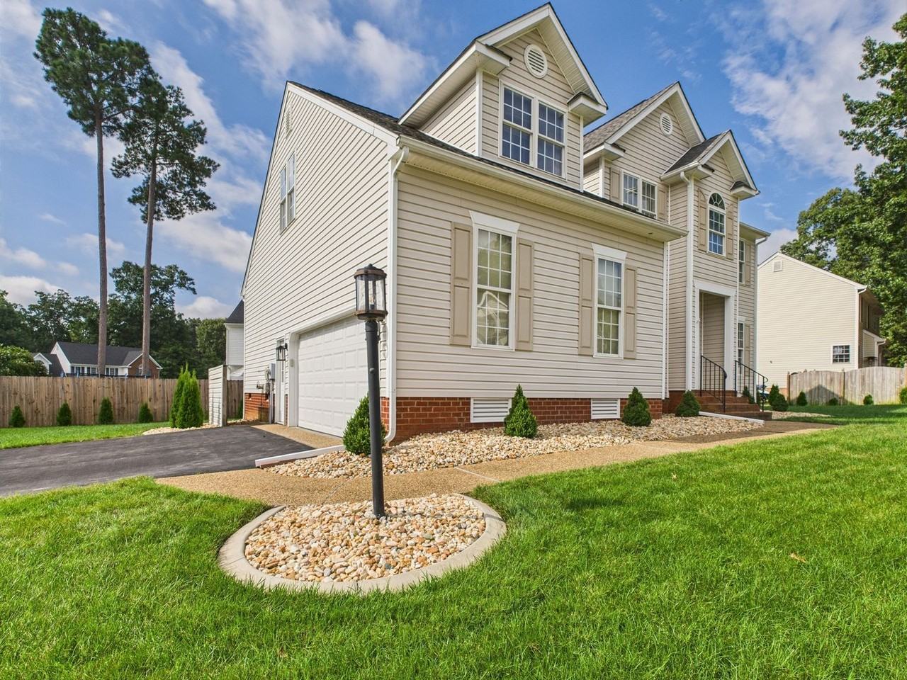 12404 Ivyridge Ter - Photo 4 of 50