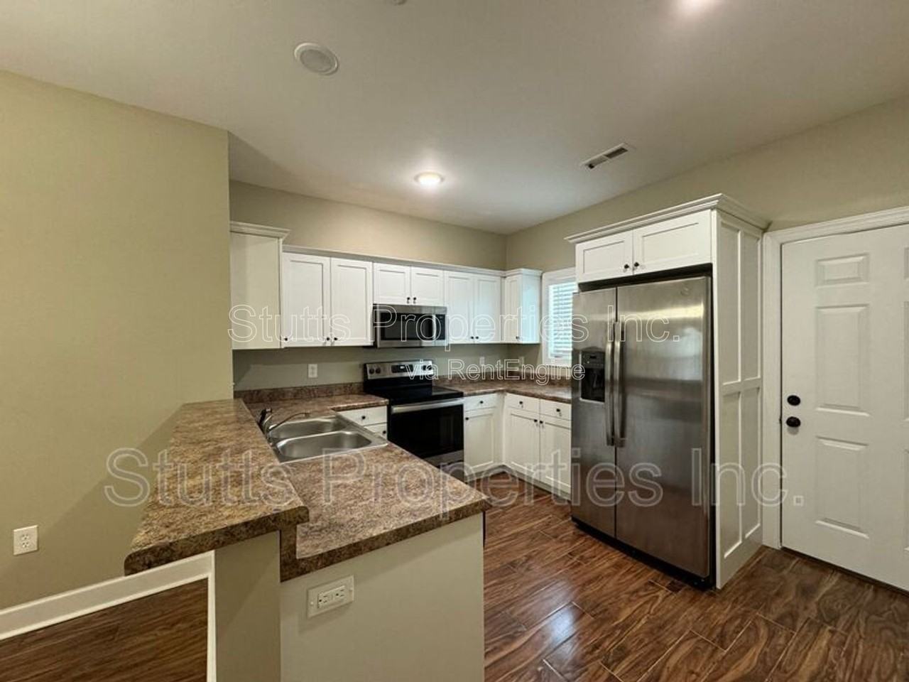 145 Bruin Pl #107 - Photo 5 of 11