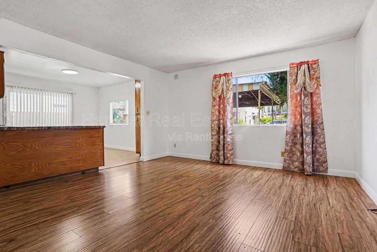 3043 Blossom St #1 - Photo 2 of 15