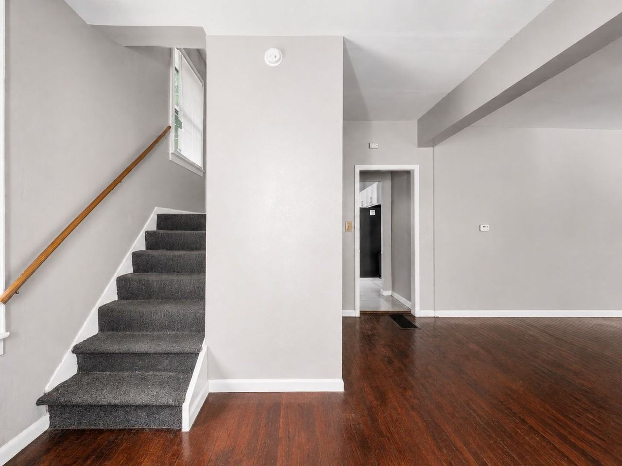 227 E Northwood Ave - Photo 2 of 37