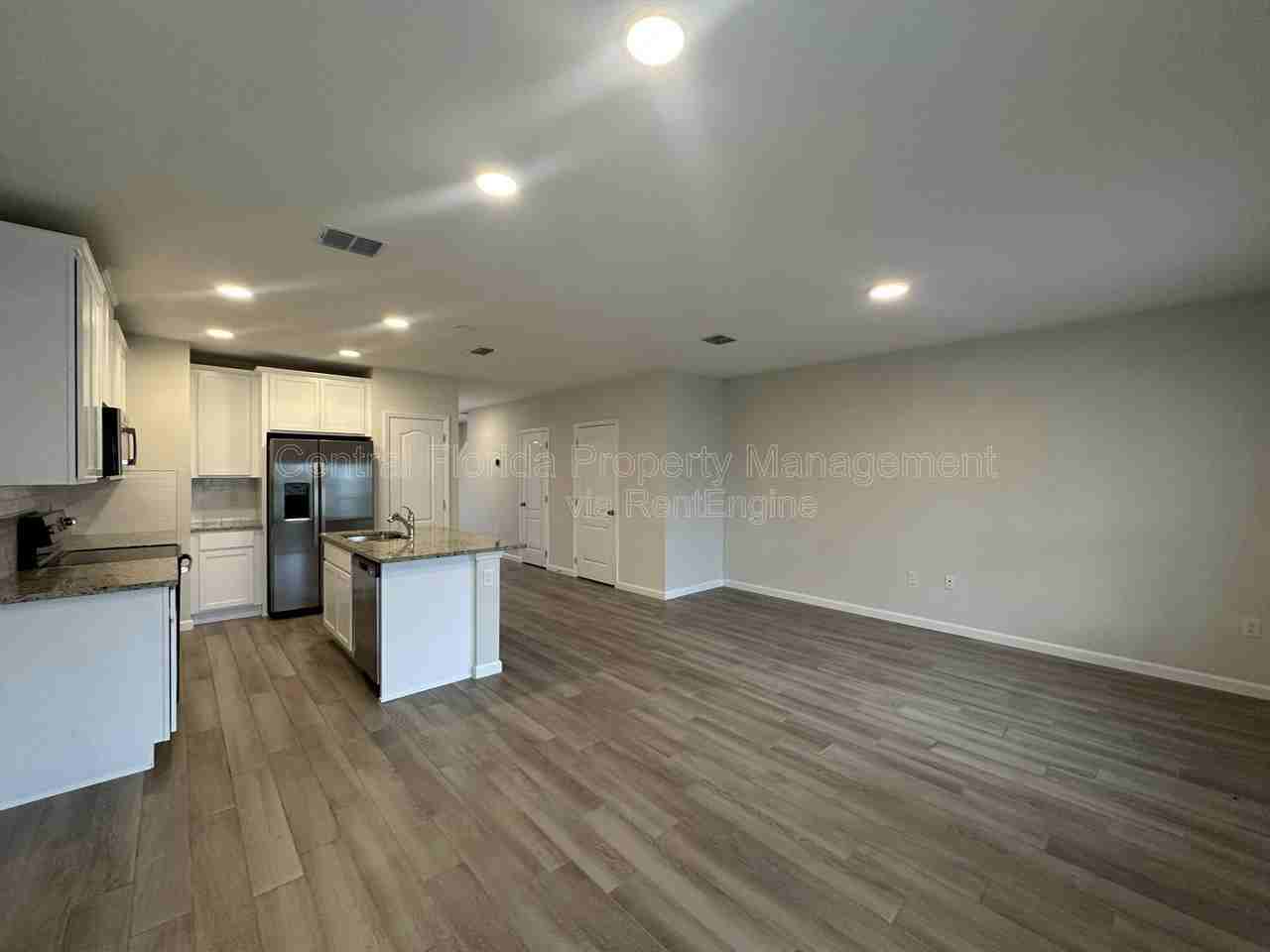 2866 Narcoossee Commons Way #1 - Photo 4 of 16