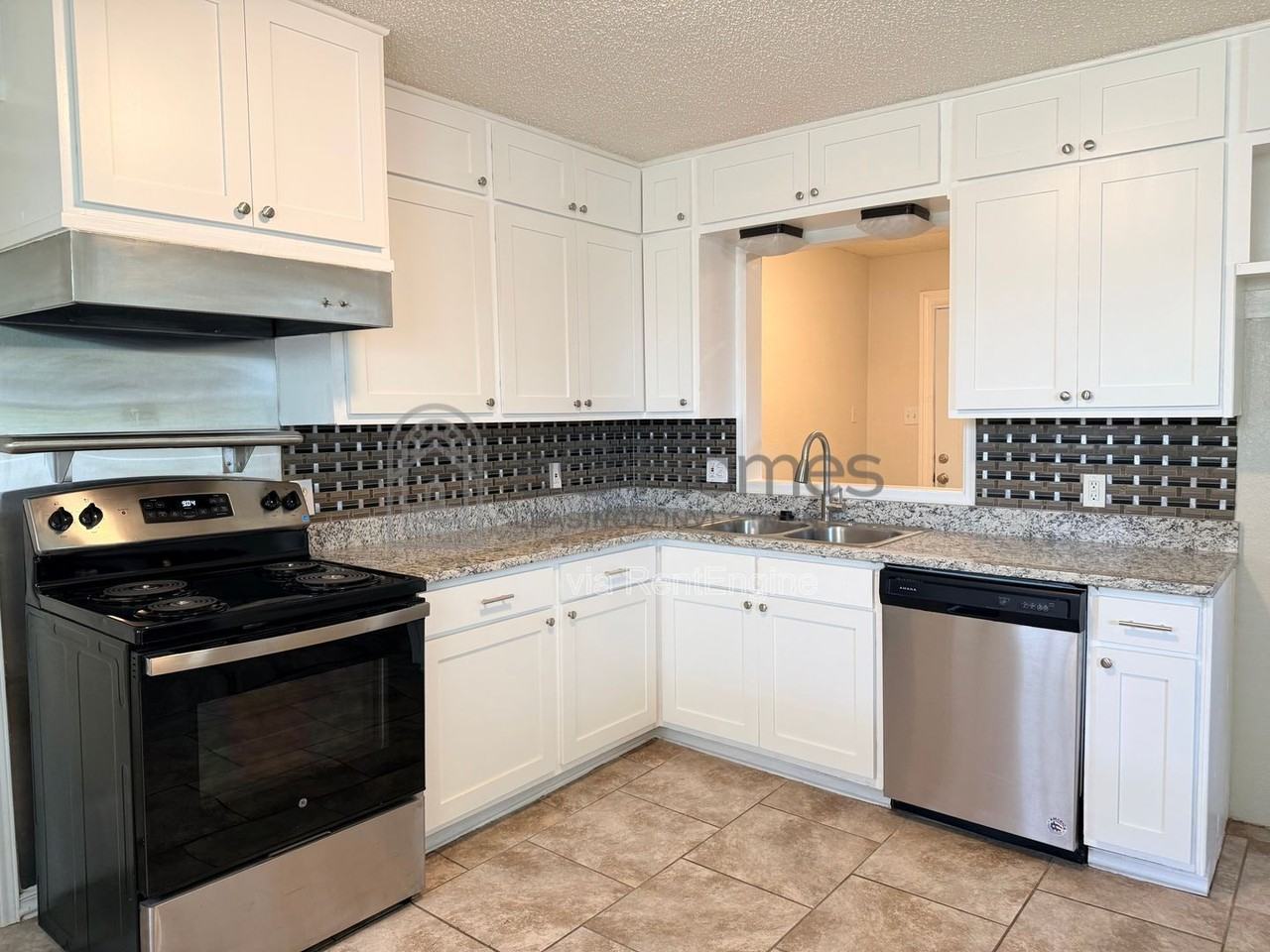 2017 N Keeton Ave - Photo 2 of 35