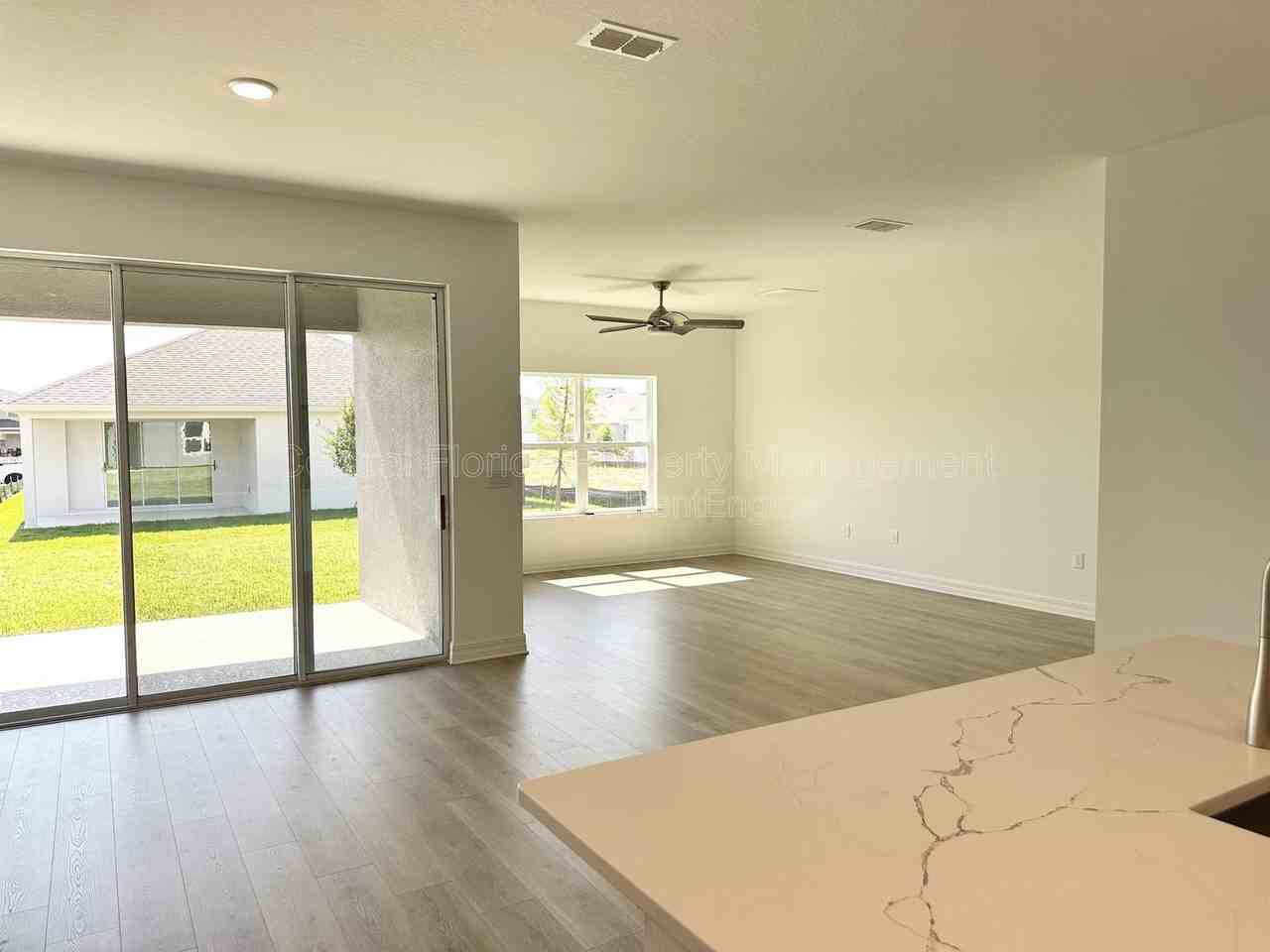 1166 Silo Dr - Photo 4 of 25
